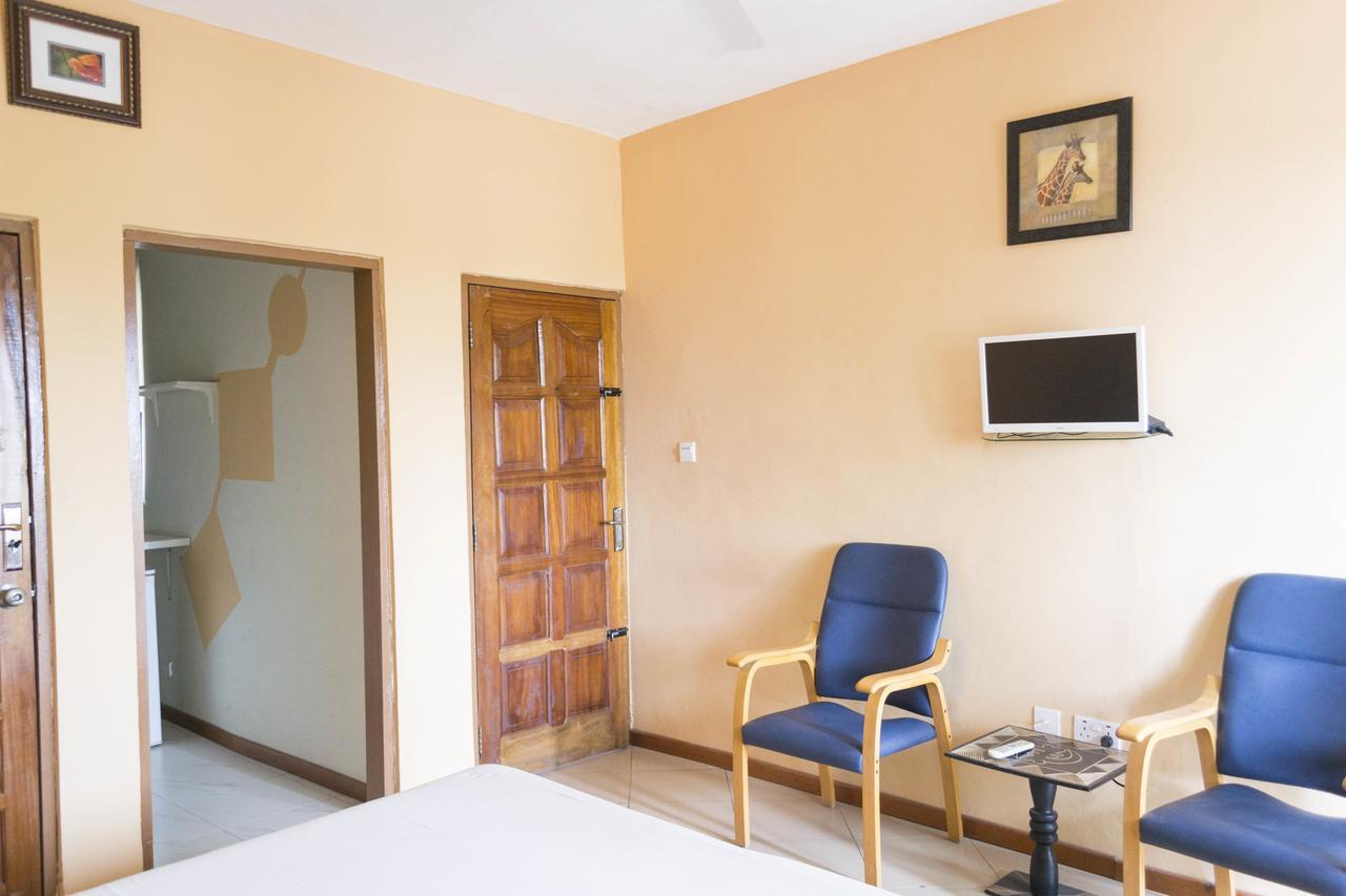 Cheers Guesthouse Botianaw Esterno foto
