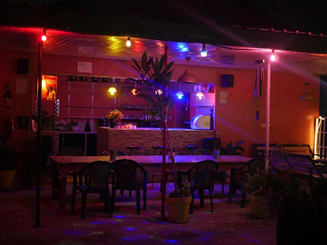 Cheers Guesthouse Botianaw Esterno foto