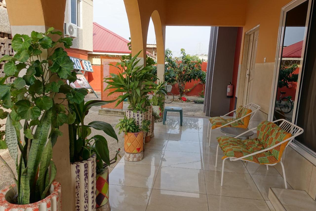 Cheers Guesthouse Botianaw Esterno foto